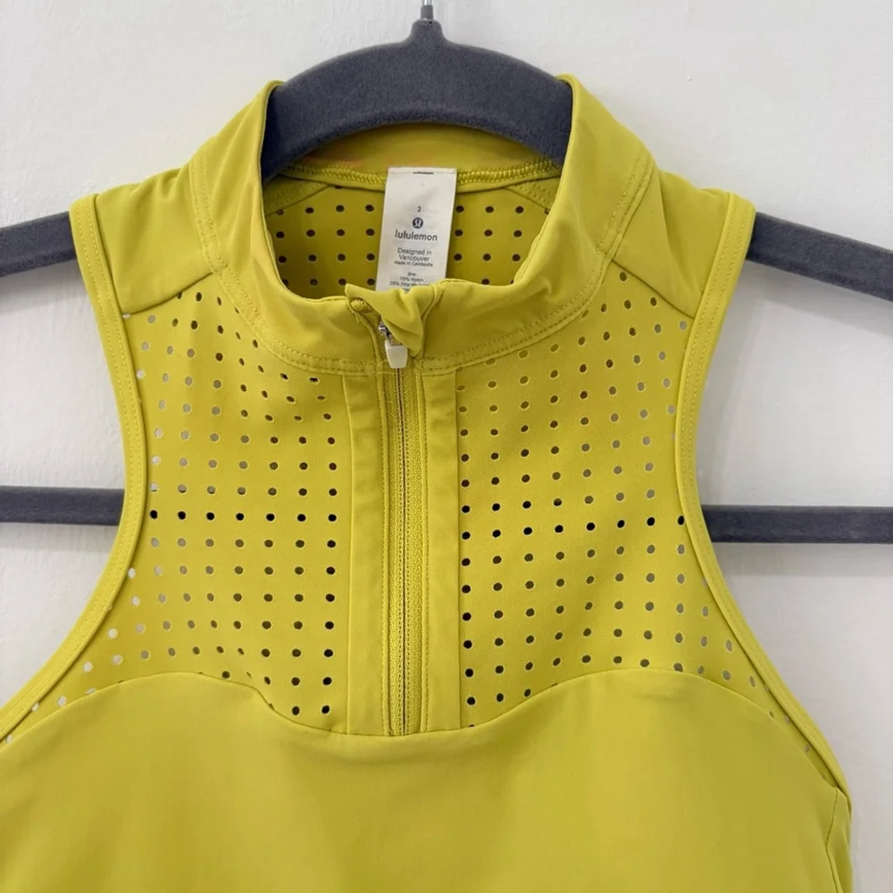Lululemon Unleash Strength Bra Sz 2 B/C Yellow Serpentine EUC - Picture 3 of 9